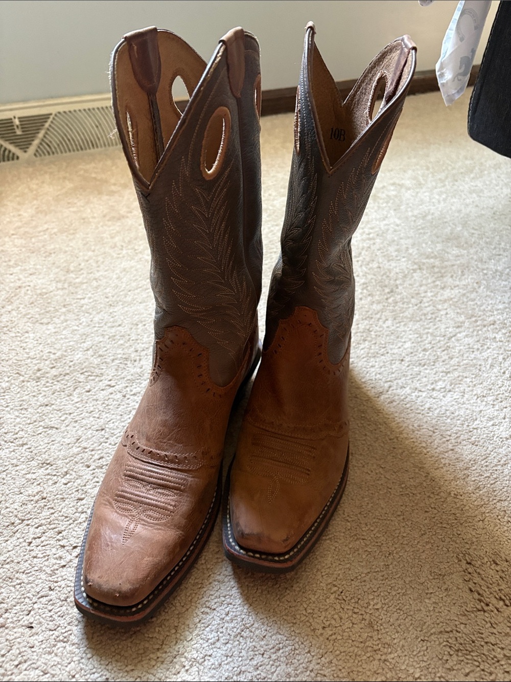 Ariat Brown Two-Tone Leather Western Heeled Boots